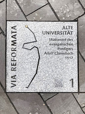 Bodenplatte 1 zur VIA REFORMATA (Alte Universität)